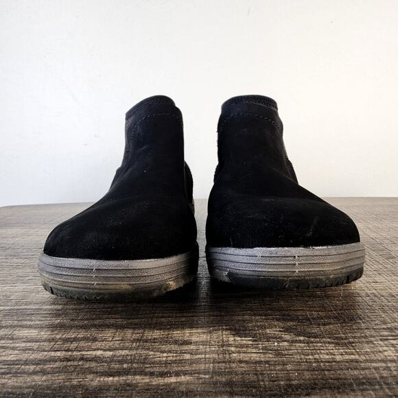 Dansko Black Lizette Nubuck Leather Ankle Booties Size 38 or 7.5 Gorpcore Casual - Picture 5 of 8